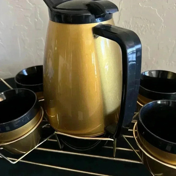 VTG MCM Thermo Serv Insulated Coffee Carafe, 4 mugs, and serving tray. Nice - Picture 3 of 6